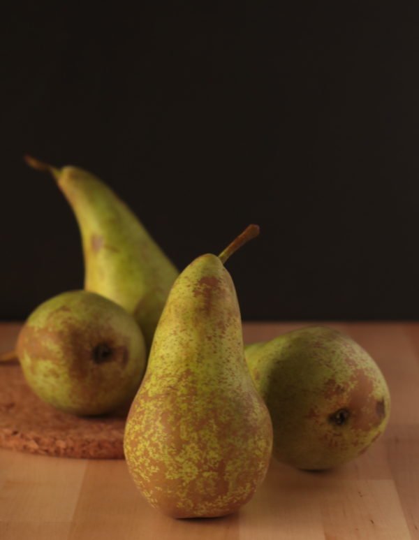 Pie de peras, nueces y caramelo 