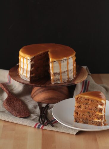 Torta de zanahoria nuez y manjar