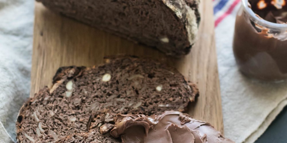 Pan de chocolate con masa madre