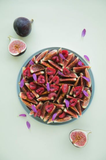 Figs and raspberry tart