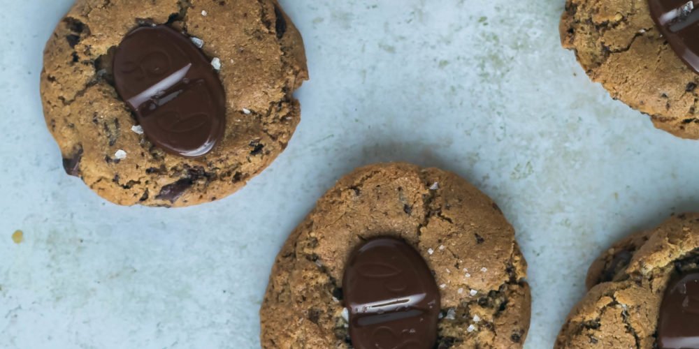 Galletas de chocolate y tahini